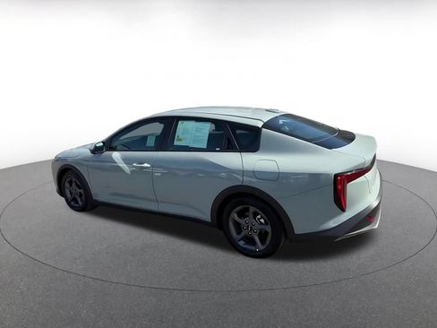 Used 2025 Kia K4 FWD image 10