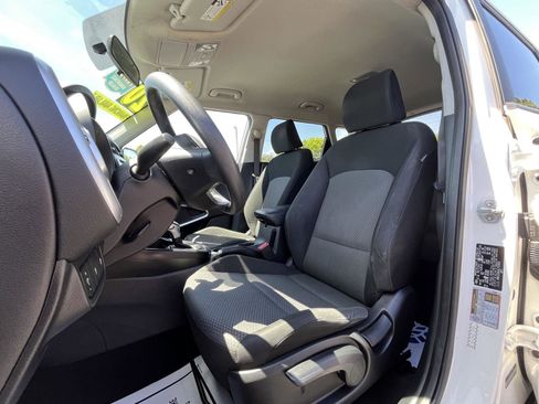 Used 2020 Kia Soul LX FWD image 6