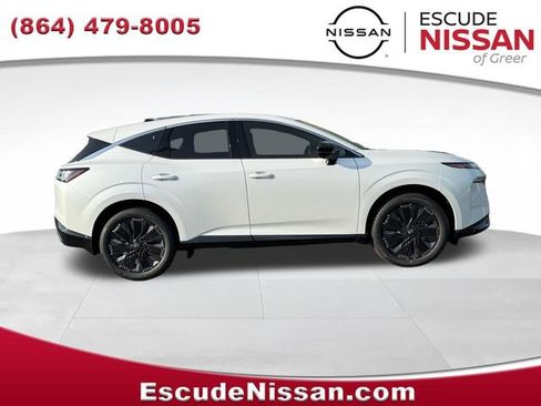 New 2026 Nissan Murano Platinum AWD/4WD image 2