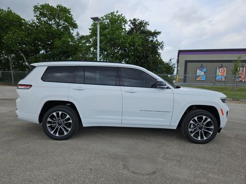 New 2025 Jeep Grand Cherokee L Overland w/ Advanced Protech Group III image 2