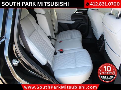 Used 2025 Mitsubishi Outlander SEL AWD/4WD image 16