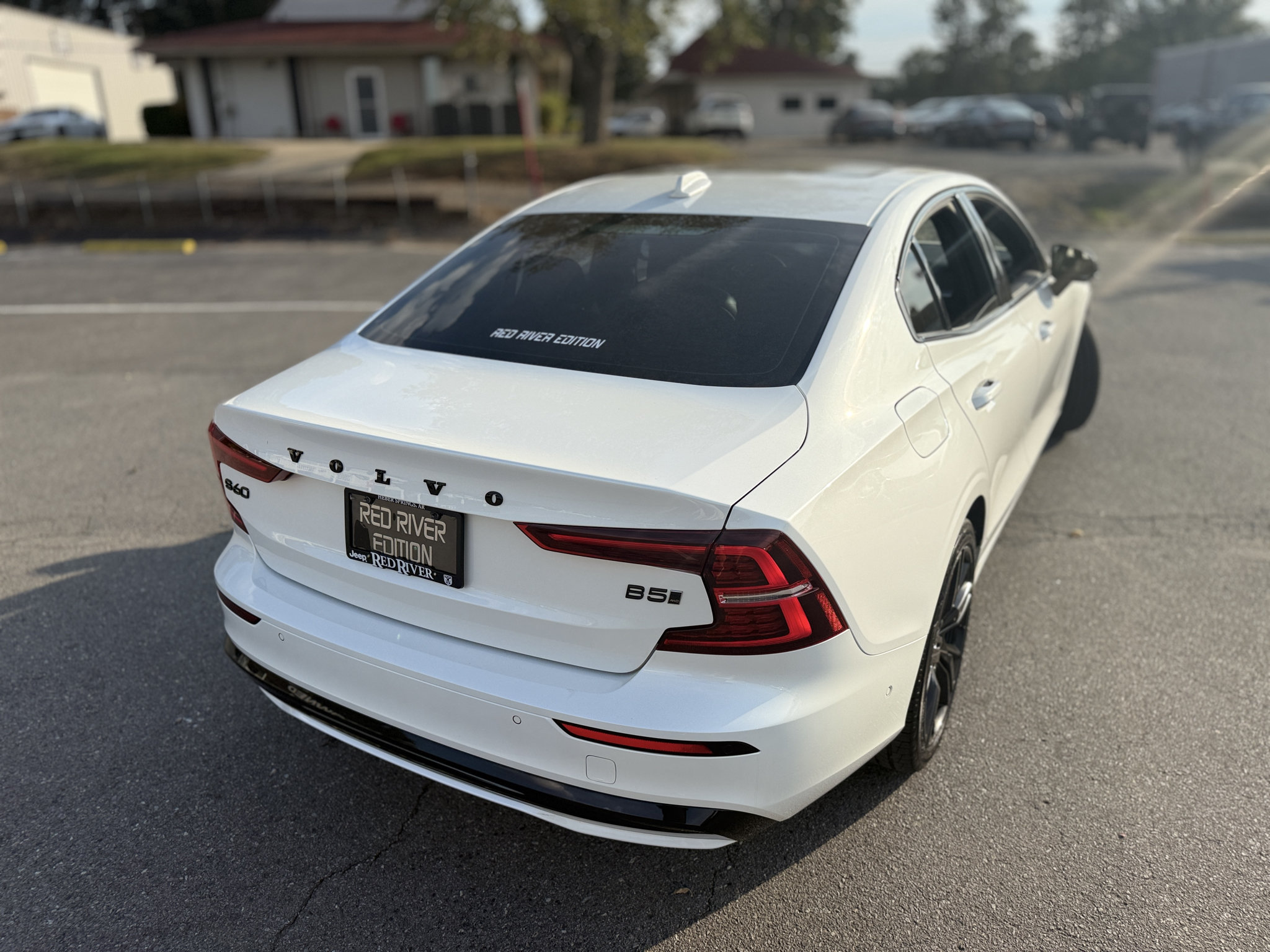 Used 2024 Volvo S60 B5 Plus w/ Climate Package AWD/4WD image 18