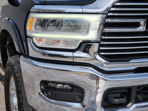 Used 2020 RAM 2500 Laramie AWD/4WD image 10