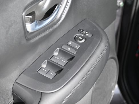 New 2026 Honda HR-V LX image 16