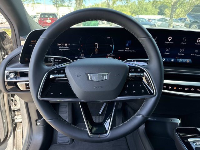 Certified 2024 Cadillac Lyriq Tech AWD/4WD image 23