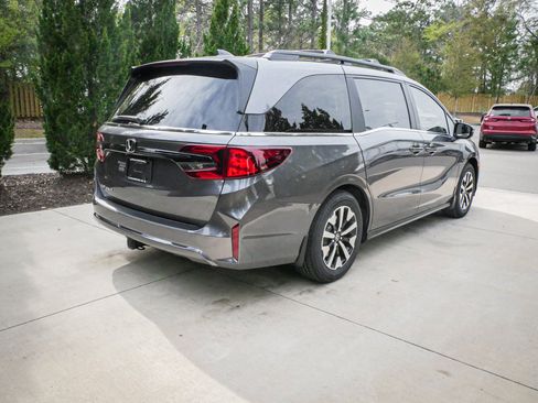 New 2026 Honda Odyssey EX-L image 10