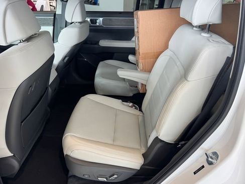 New 2026 Hyundai Santa Fe Calligraphy FWD image 13