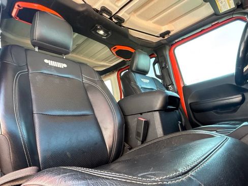 Used 2018 Jeep Wrangler Unlimited Rubicon AWD/4WD image 24
