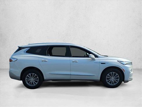 Used 2023 Buick Enclave Essence w/ Trailering Package, 5000 lbs. AWD/4WD image 4