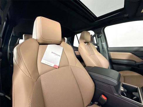 New 2026 Toyota 4Runner Limited image 43