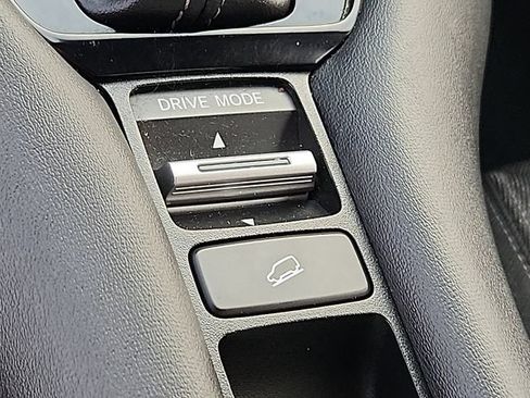 Used 2024 Honda HR-V LX image 24