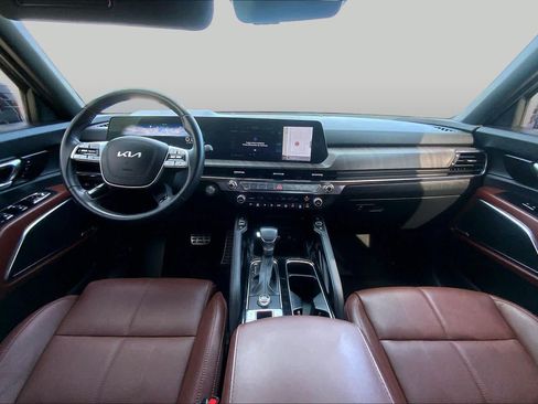 Used 2025 Kia Telluride SX FWD image 16
