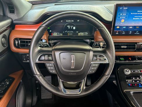 Used 2022 Lincoln Nautilus Reserve w/ Equipment Group 201A AWD/4WD image 30