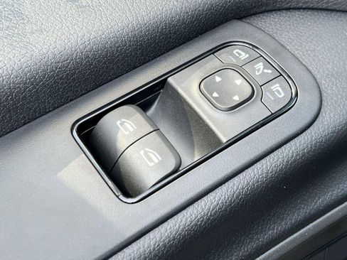 New 2025 Mercedes-Benz Sprinter 2500 image 13