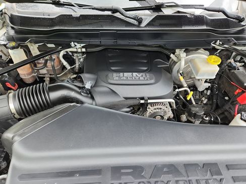 Used 2019 RAM 2500 Tradesman AWD/4WD image 16
