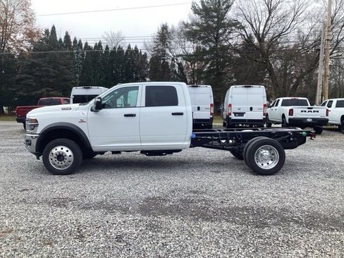 New 2026 RAM 5500 Tradesman w/ Chrome Appearance Group image 4