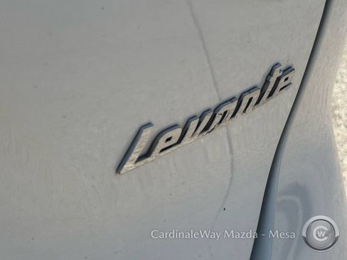 Used 2019 Maserati Levante GranLusso AWD/4WD image 33