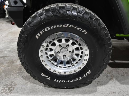 Used 2021 Jeep Gladiator Rubicon w/ Dual Top Group image 70