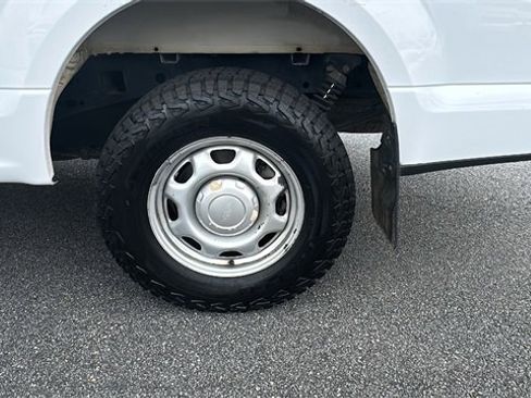 Used 2017 Ford F150 XL w/ Equipment Group 101A Mid image 19