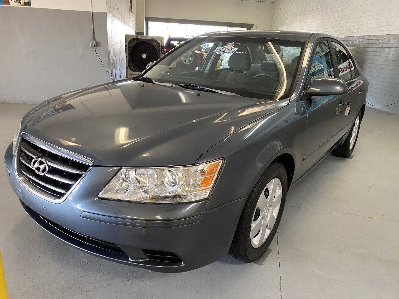Used 2009 Hyundai Sonata GLS FWD image 4