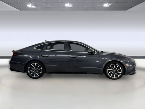 Used 2020 Hyundai Sonata Limited w/ Cargo Package FWD image 8