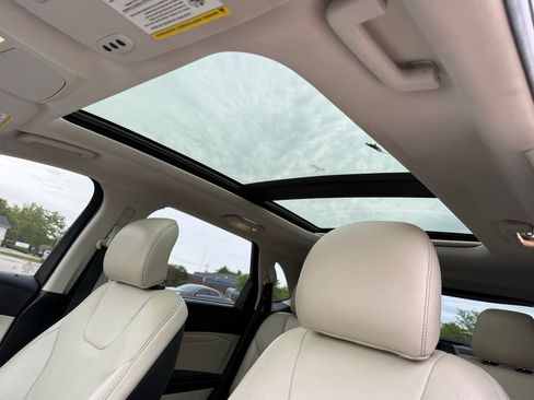 Used 2017 Ford Edge Titanium w/ Equipment Group 301A FWD image 13