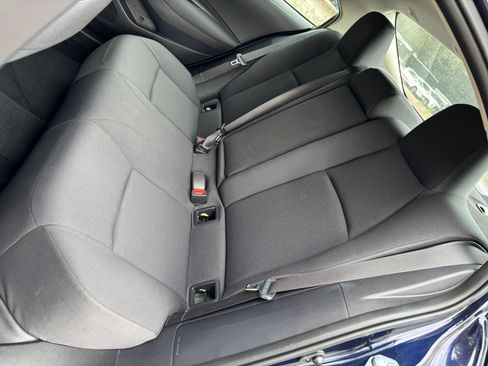 Used 2025 Toyota Corolla LE FWD image 30