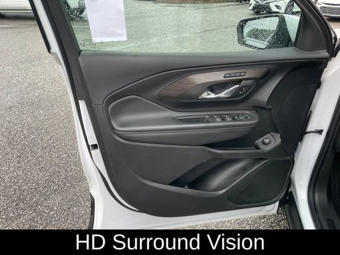 Used 2022 GMC Terrain SLT w/ Tech Package image 11