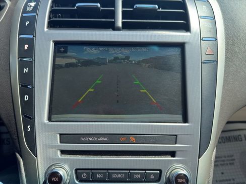 Used 2017 Lincoln MKZ Select w/ Select Plus Package FWD image 18
