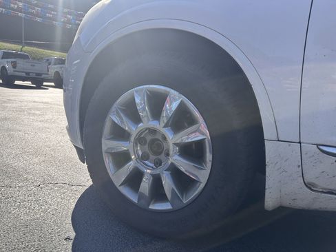 Used 2014 Buick Enclave Leather AWD/4WD image 9