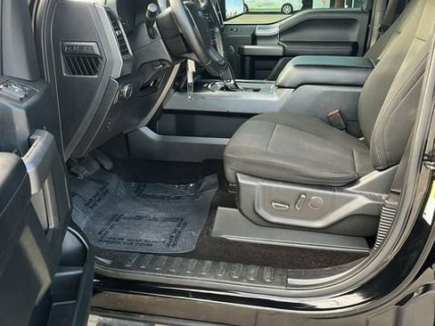 Used 2017 Ford F150 XLT w/ Equipment Group 302A Luxury AWD/4WD image 17