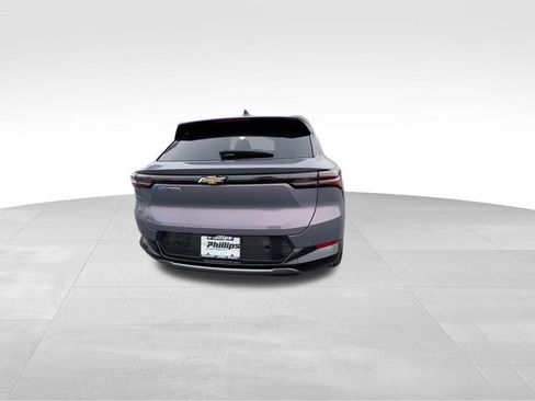 Certified 2025 Chevrolet Equinox EV LT image 9