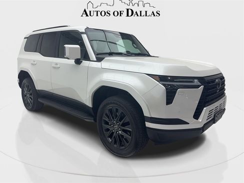 Used 2024 Lexus GX 550 image 2