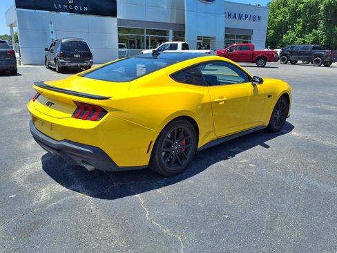 Used 2024 Ford Mustang GT Premium image 22