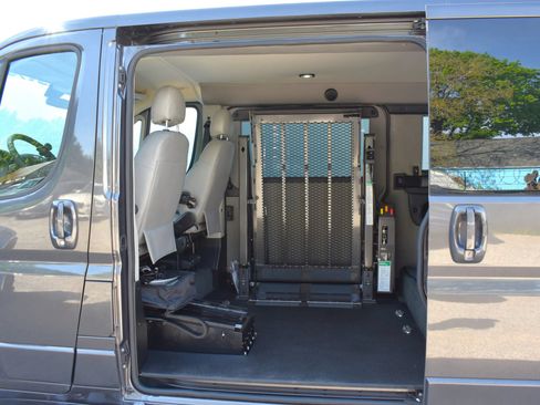 Used 2018 RAM ProMaster 1500 w/ Mopar Trailer Tow Group FWD image 54