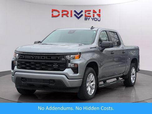 Certified 2025 Chevrolet Silverado 1500 Custom w/ LPO, Dark Essentials Package image 1