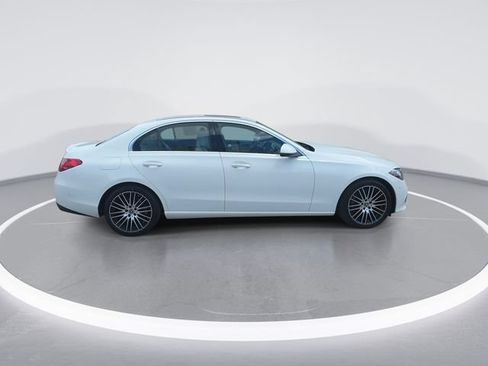 Used 2023 Mercedes-Benz C 300 Sedan image 9