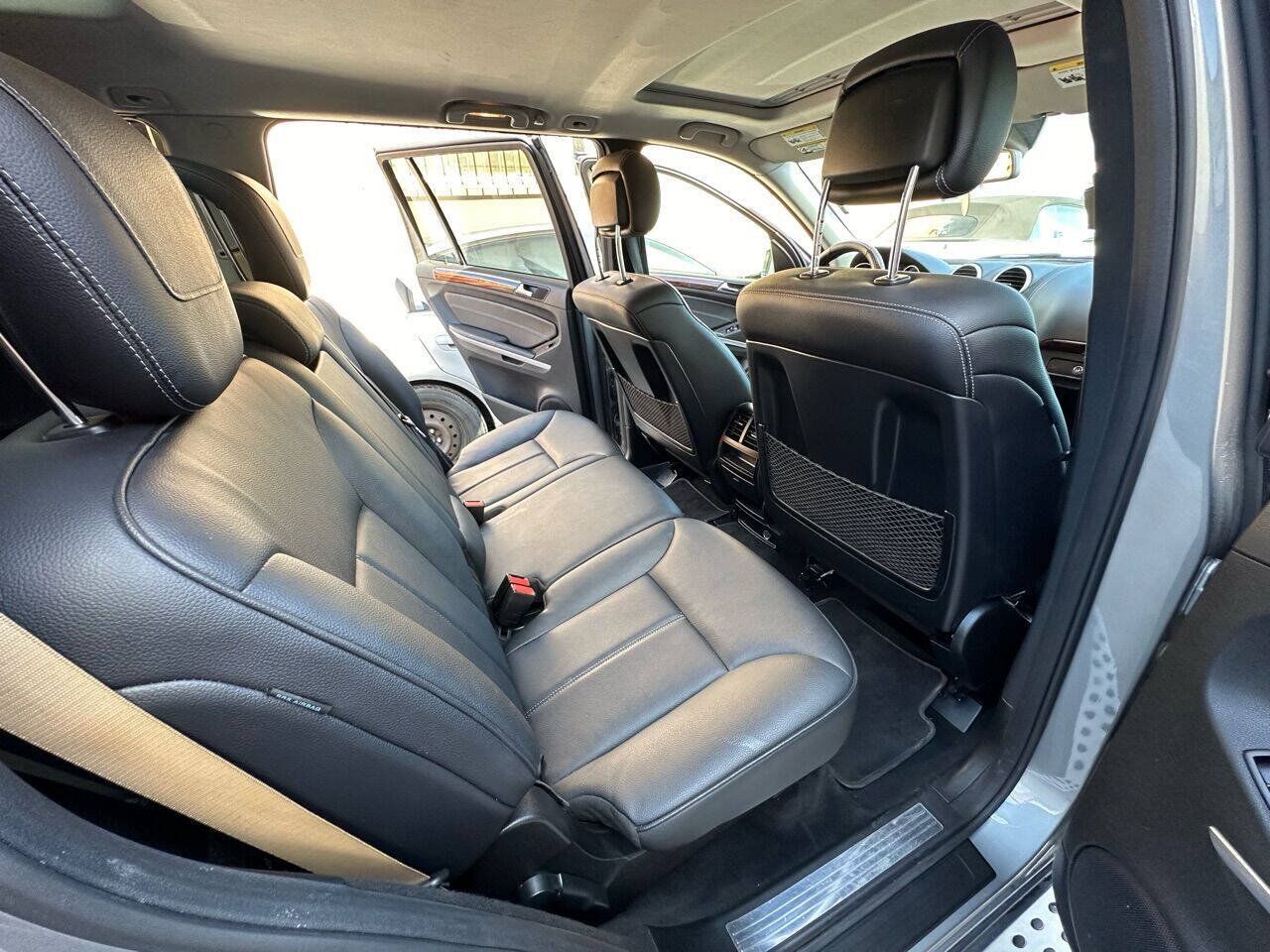 Used 2011 Mercedes-Benz GL 320 BlueTEC 4MATIC image 14