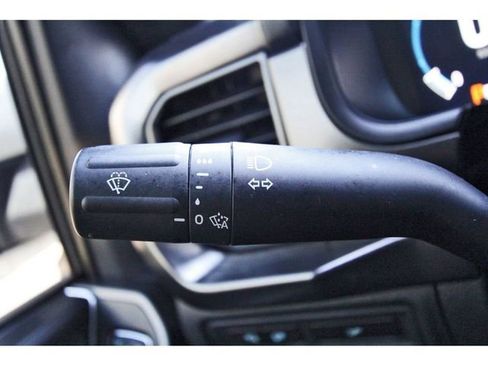 Used 2022 Ford F150 Lariat w/ Equipment Group 502A High image 26