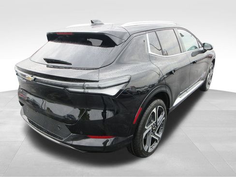 New 2026 Chevrolet Equinox EV LT w/ Convenience Package II image 6