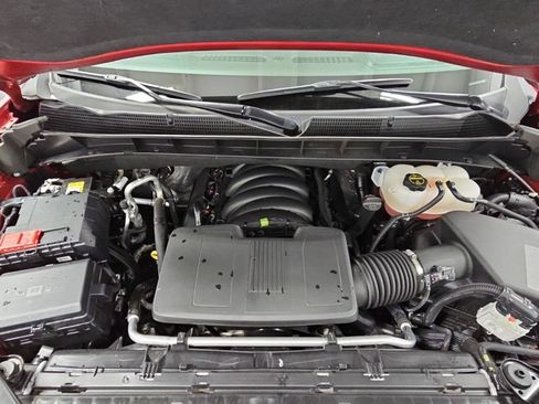 Used 2025 GMC Sierra 1500 SLT w/ SLT Premium Package AWD/4WD image 42