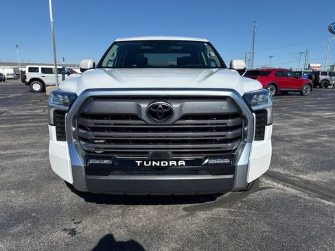 Used 2024 Toyota Tundra Limited AWD/4WD image 4