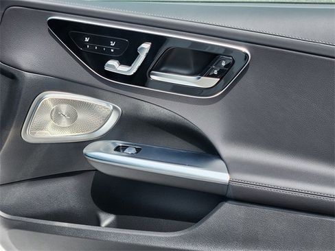 New 2025 Mercedes-Benz C 300 4MATIC Sedan image 16