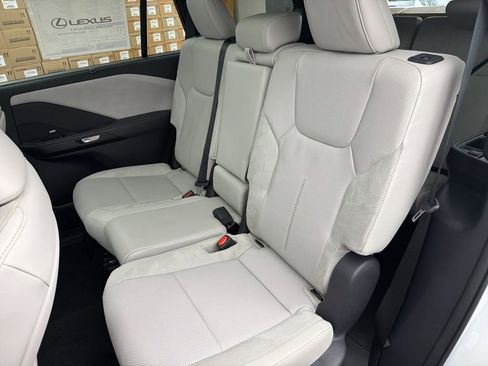 New 2026 Lexus TX 350 AWD image 19