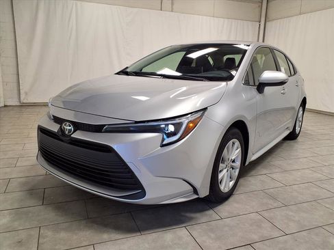 New 2026 Toyota Corolla XLE image 3
