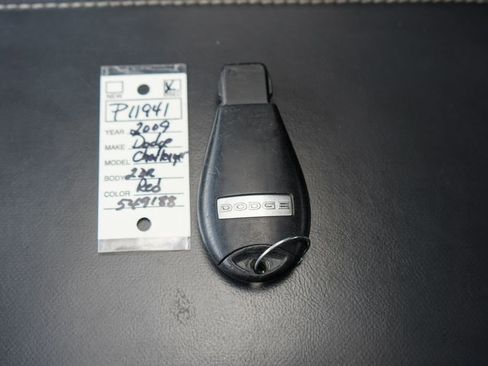 Used 2009 Dodge Challenger SRT8 RWD image 31