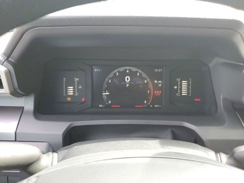 Certified 2025 Toyota Tacoma SR5 AWD/4WD image 23