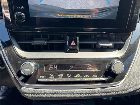 Used 2023 Toyota Corolla SE FWD image 25