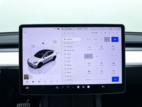 Used 2022 Tesla Model Y Performance AWD/4WD image 21