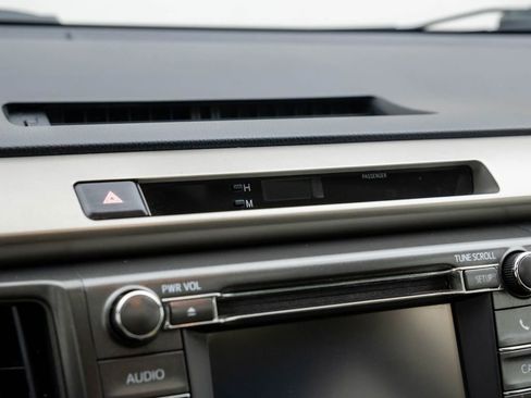 Used 2013 Toyota RAV4 Limited image 20